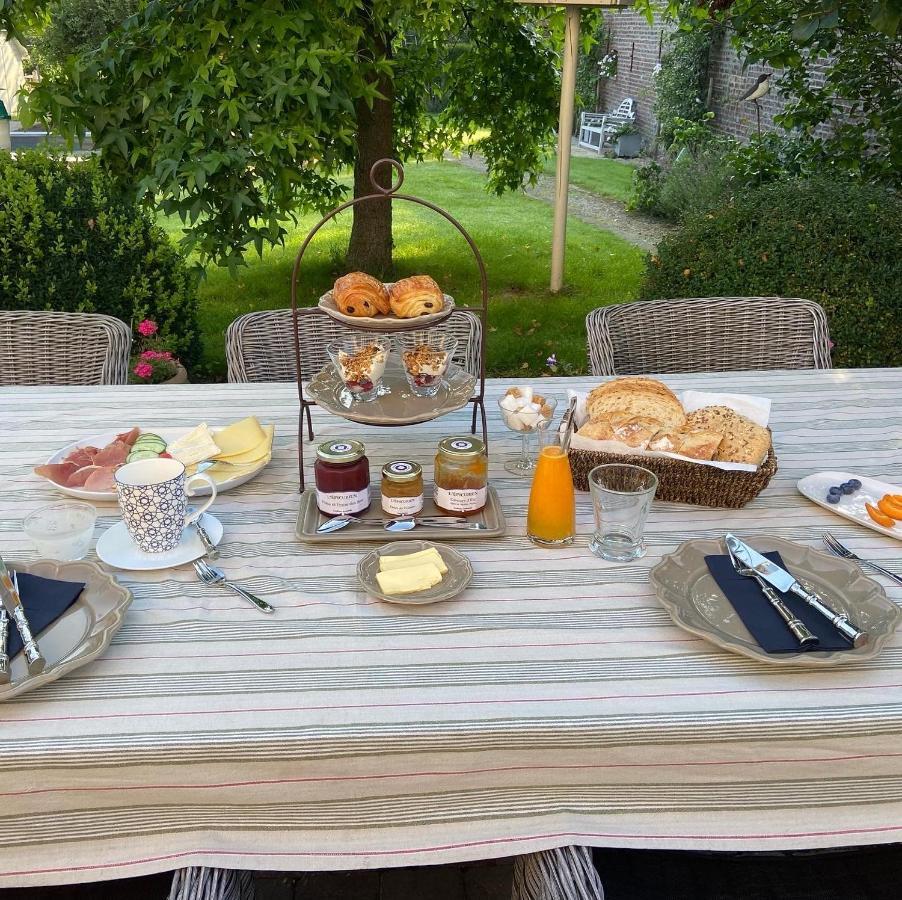 B&B Aline Florentine - Adults Only - Luxury B&B - Chambres D'Hotes - Zimmer Frei Kortenberg Luaran gambar