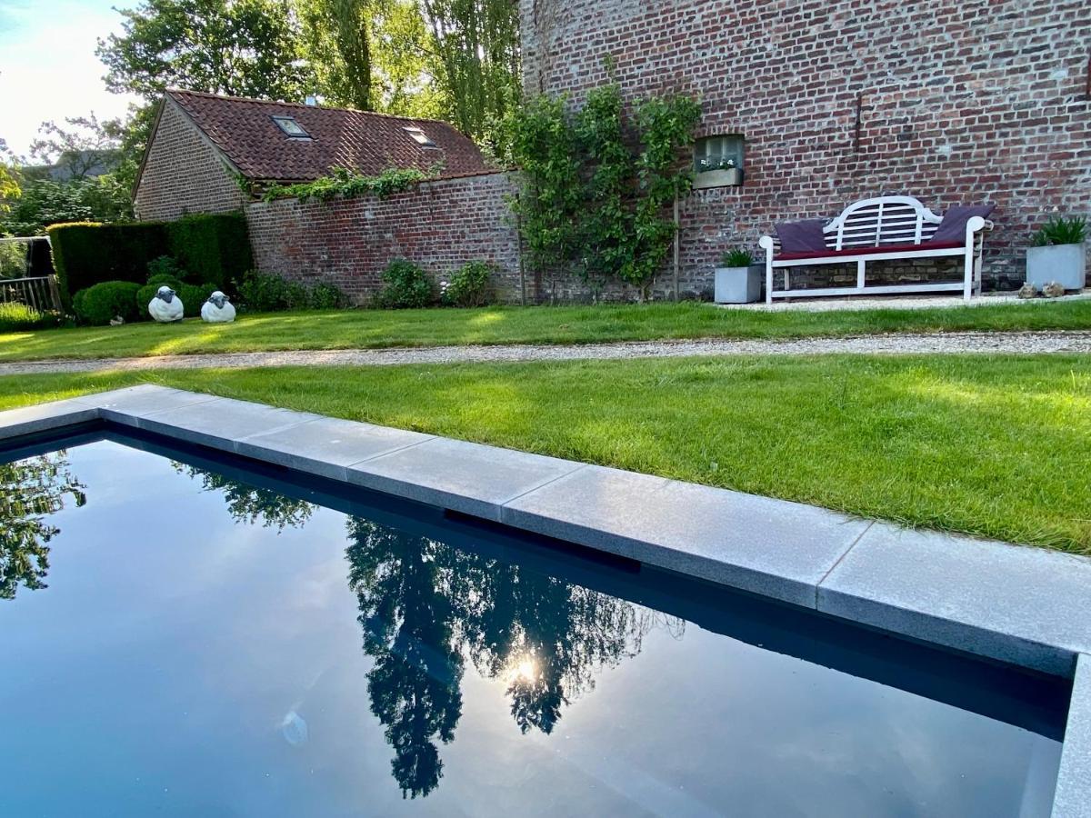 B&B Aline Florentine - Adults Only - Luxury B&B - Chambres D'Hotes - Zimmer Frei Kortenberg Luaran gambar