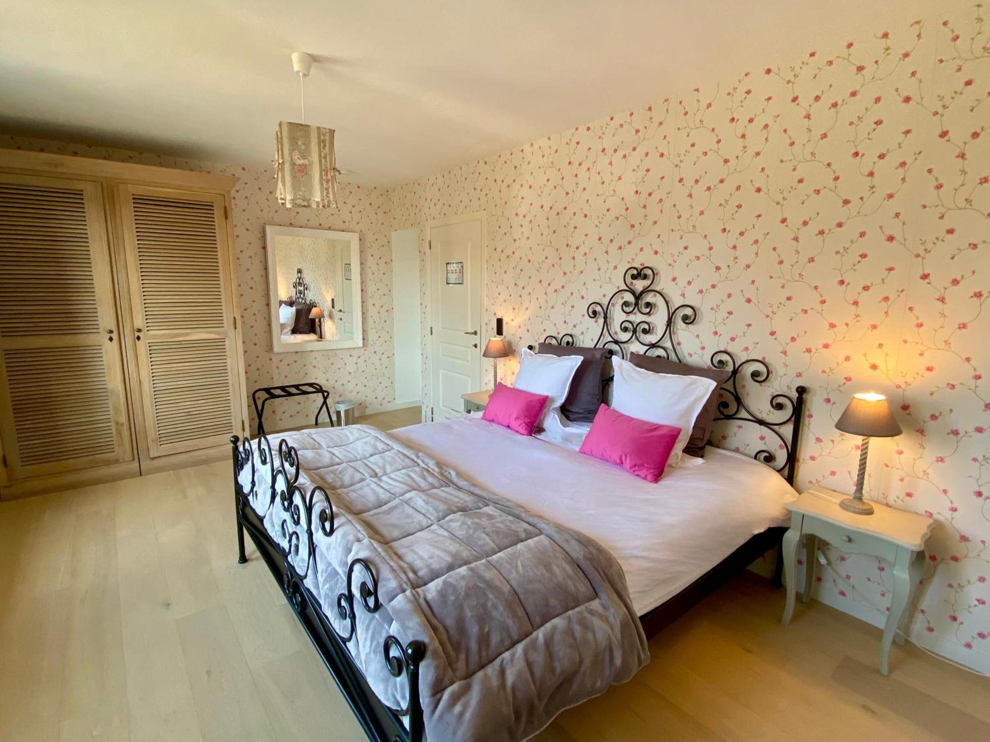B&B Aline Florentine - Adults Only - Luxury B&B - Chambres D'Hotes - Zimmer Frei Kortenberg Luaran gambar